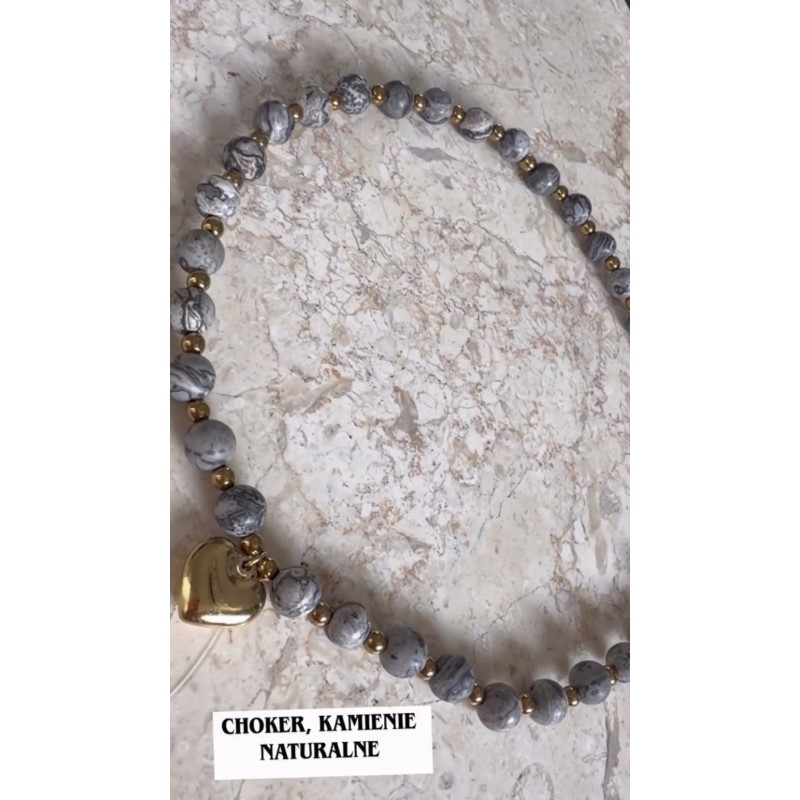 Szary choker z kamieni naturalnych