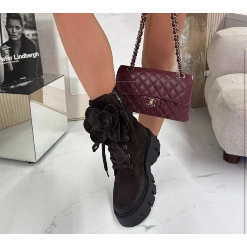 Zamszowe botki Lamilla 38( wypadaja wieksze)