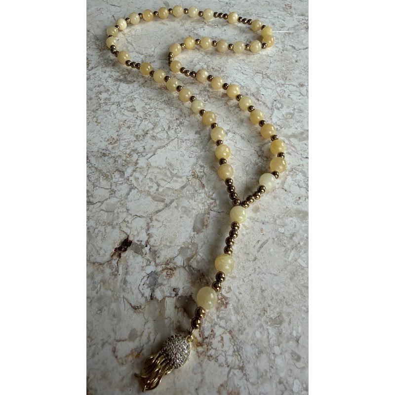 Naszyjnik z nefrytu bursztynowego z cyrkoniowa kałamarnica